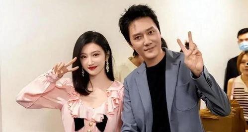 娱乐八卦姐妹吃瓜直播小说,姐妹吃瓜，揭秘娱乐圈幕后真相